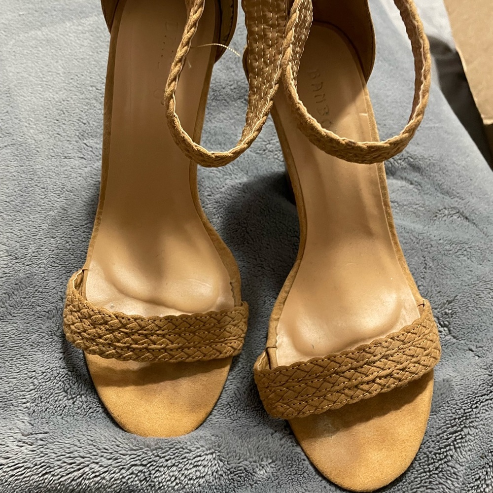 Tan beautiful heels
